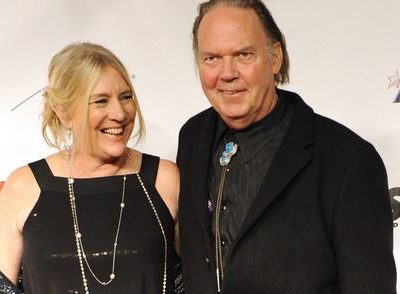 E’ morta la cantante Pegi: per 35 anni compagna di Neil Young