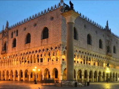 Venezia: rotto un tubo del gas vicino al palazzo Ducale