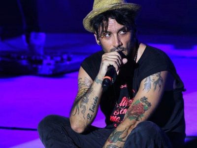 Fabrizio Moro, oggi il nuovo singolo “Ho bisogno di credere”