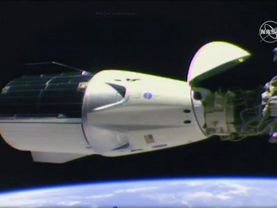 Spazio: Crew Dragon attracca alla Stazione Spaziale Internazionale