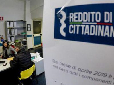 Reddito di cittadinanza, dai requisiti essenziali all’inserimento lavorativo