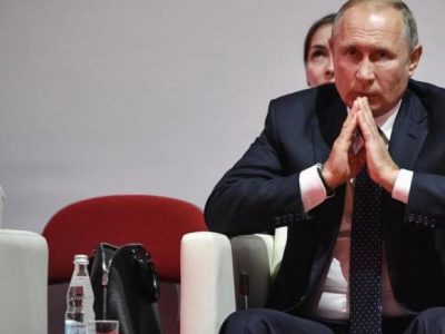 Dai rimpatri alla finanza, le conseguenze per l’Italia della lista nera di Putin