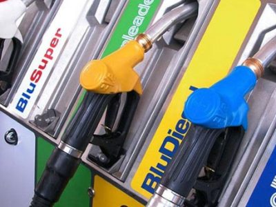 Cdm, taglio alle accise sui carburanti, 30 centesimi fino all’8 luglio