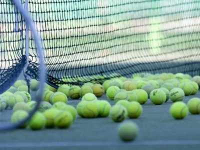 Guerra, tennisti russi e bielorussi esclusi da Wimbledon