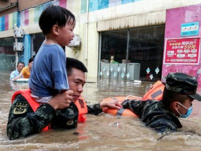 Unicef: un miliardo di bambini a rischio estremo per gli impatti climatici