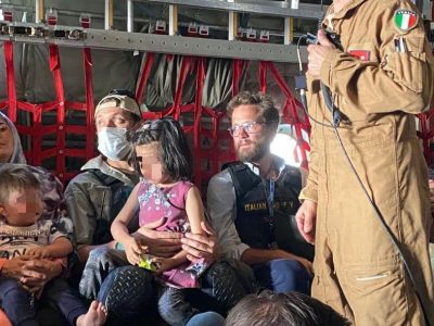 Afghanistan, Di Maio: Evacuati tutti gli italiani e 4.900 afghani