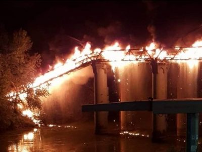 Incendio al Ponte di ferro: disagi per i residenti e rallentamento del traffico