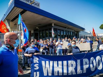 Fumata nera per Whirlpool Napoli, confermati i licenziamenti