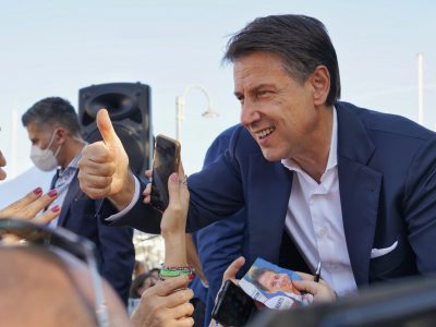 Conte confermato presidente del Movimento 5 stelle con il 94%