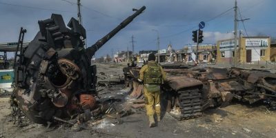 Ucraina, a Mariupol sequestrato un convoglio um...