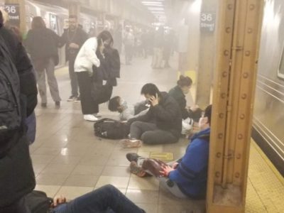 Attentato nella metropolitana di New York, almeno 13 feriti