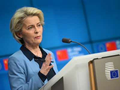 Von der Leyen a Kiev entro la settimana. Zelensky-Putin, incontro lontano