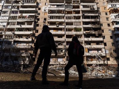 Onu, Guterres a Mosca: “Corridoio umanitario per Mariupol”