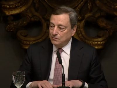 Draghi: “Stati Uniti e Russia devono parlarsi, Mosca non è invincibile”