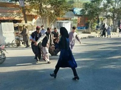 Kabul, kamikaze si fa esplodere in un centro educativo: oltre 30 morti